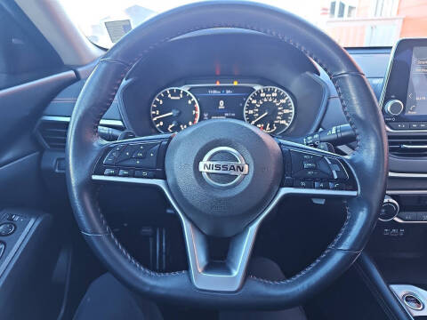 2021 Nissan Altima 2.5 SR