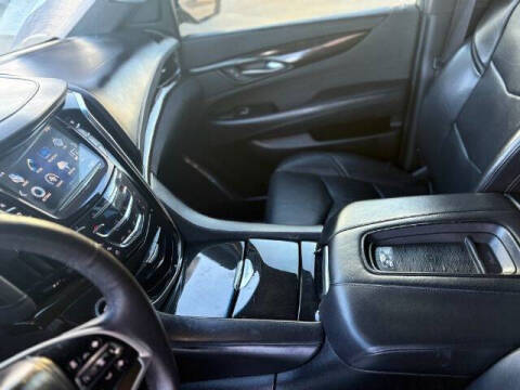 2017 Cadillac Escalade Platinum