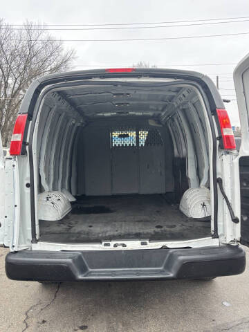 2019 GMC Savana 2500