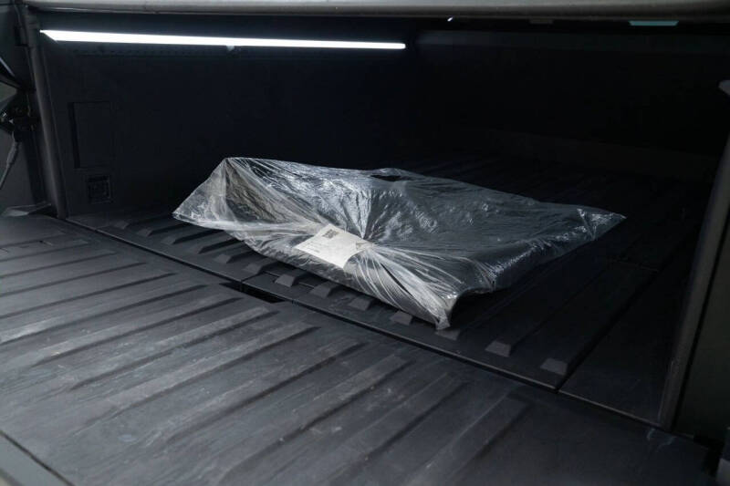 2024 Tesla Cybertruck