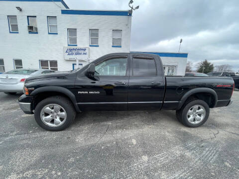 2004 Dodge Ram 1500 for sale at Lightning Auto Sales in Springfield IL