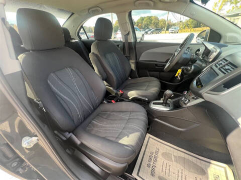 2016 Chevrolet Sonic LT Auto