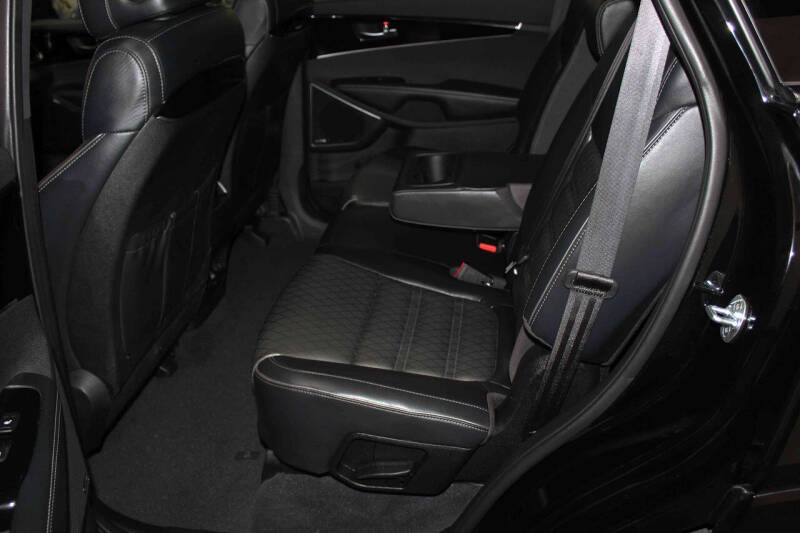 2017 Kia Sorento SX Limited V6