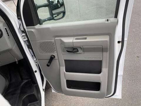2019 Ford E-Series