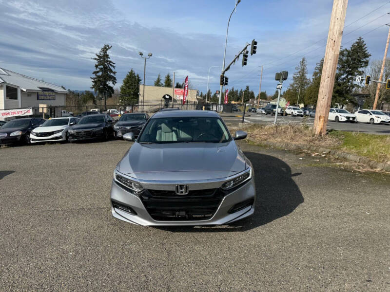 Used 2018 Honda Accord EX-L with VIN 1HGCV1F5XJA217141 for sale in Federal Way, WA