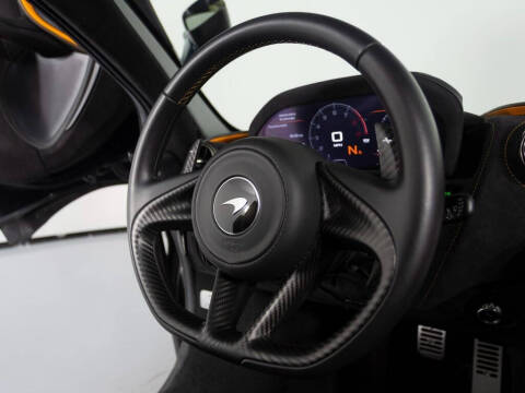 2022 McLaren 720S Spider Performance