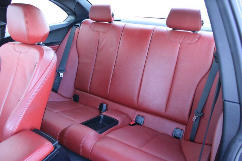 2018 BMW 2 Series 230i