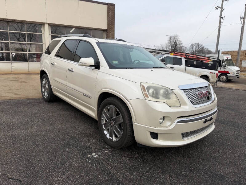 2011 GMC Acadia Denali