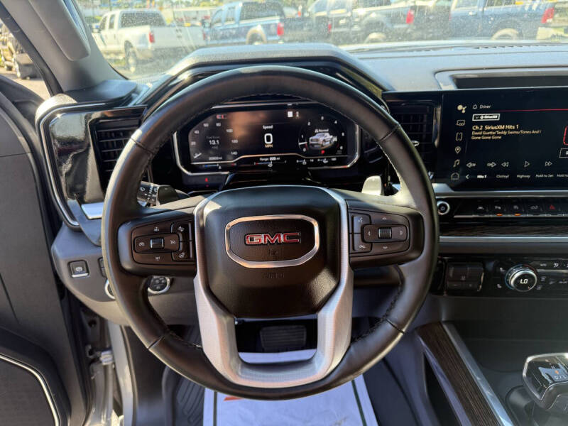 2025 GMC Sierra 1500 Elevation