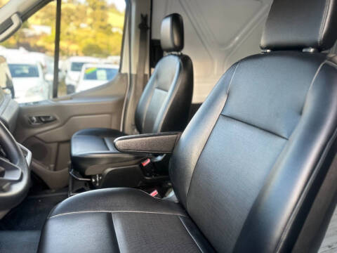 2024 Ford Transit 250