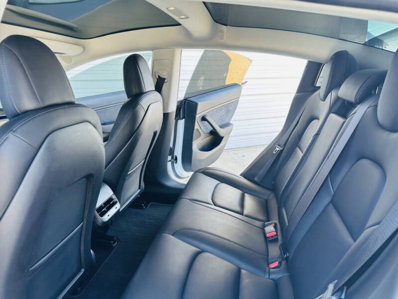 2018 Tesla Model 3 Mid Range