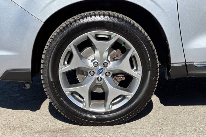 2017 Subaru Forester 2.5i Touring