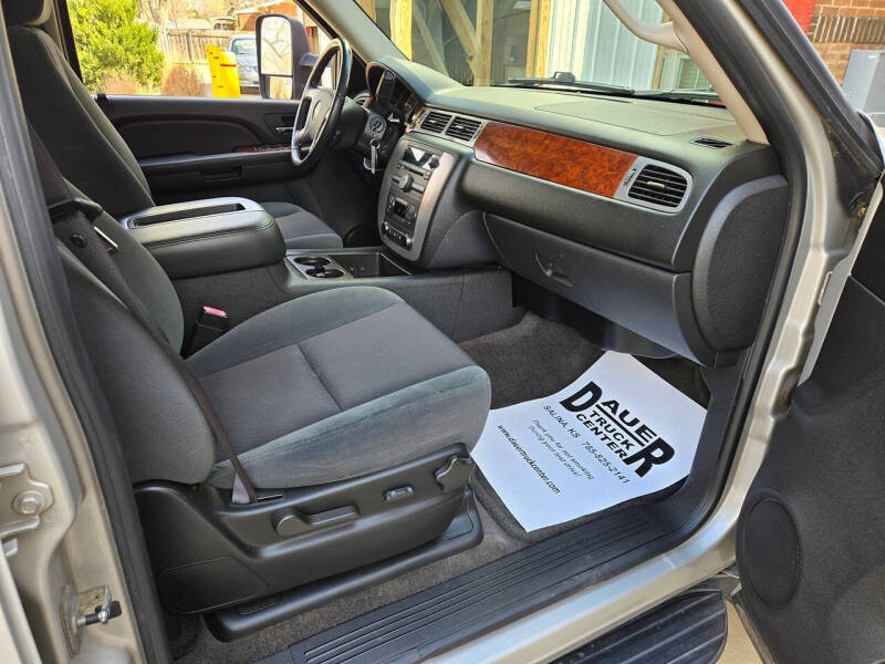 2009 GMC Yukon XL SLE 2500