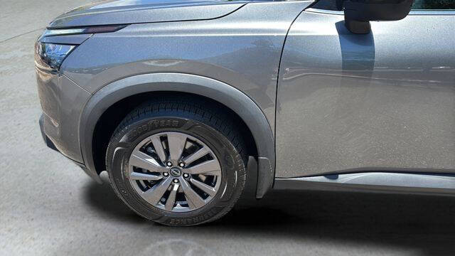 2023 Nissan Pathfinder S