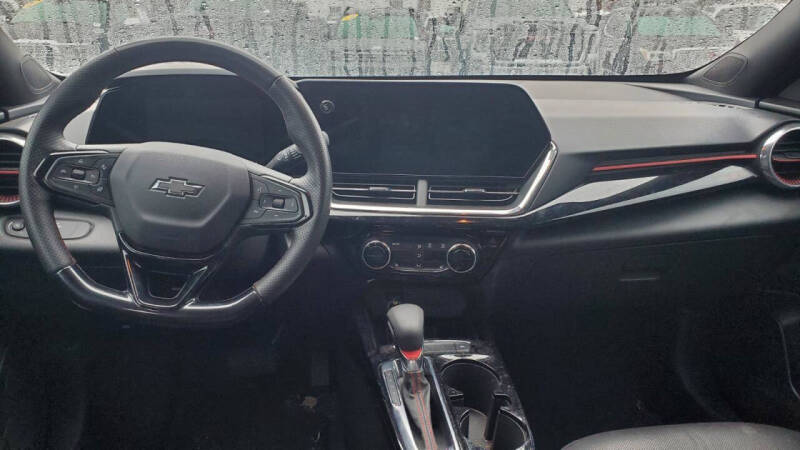 2025 Chevrolet Trax RS