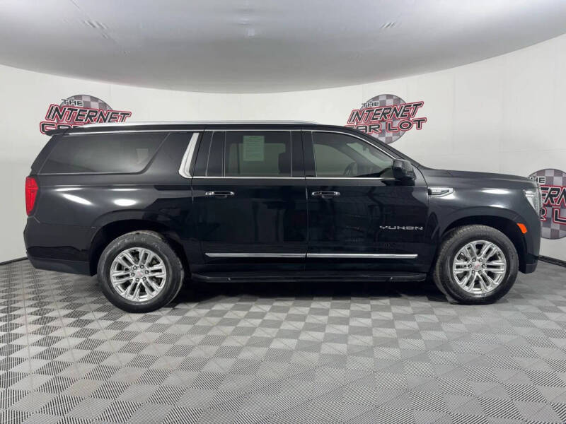 2022 GMC Yukon XL SLT