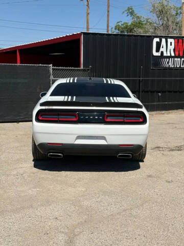 2015 Dodge Challenger R/T Plus Shaker