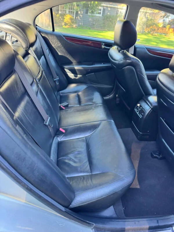 2004 Lexus ES 330