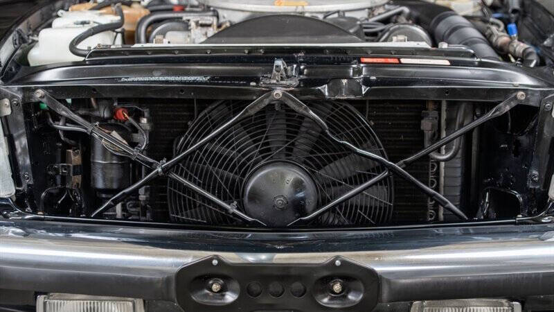 1987 Mercedes-Benz 560-Class 560 SL