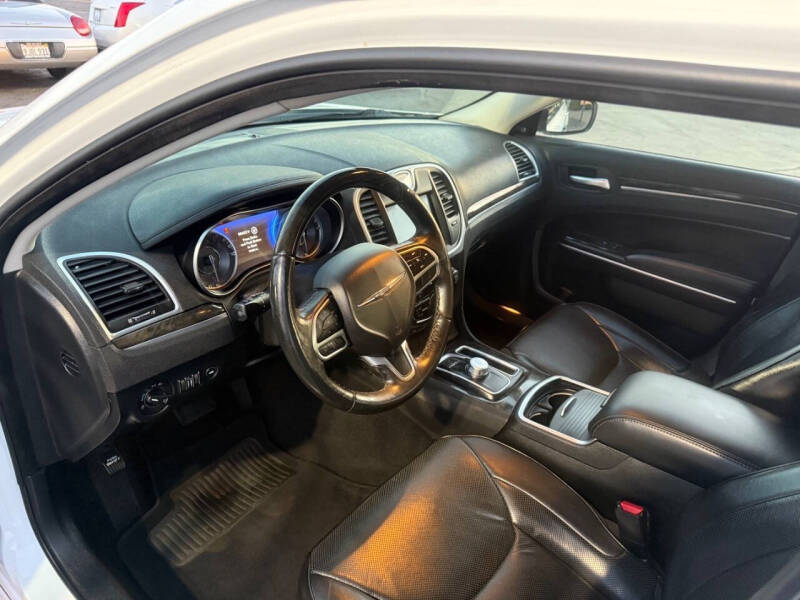 2019 Chrysler 300 Limited