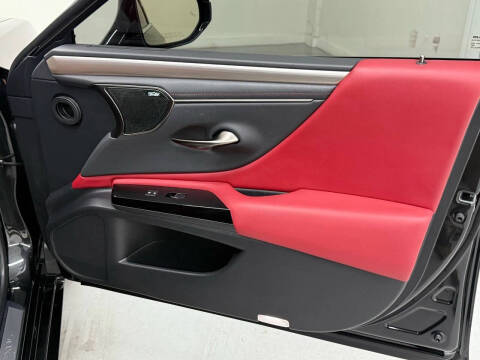 2023 Lexus ES 350 F SPORT Handling