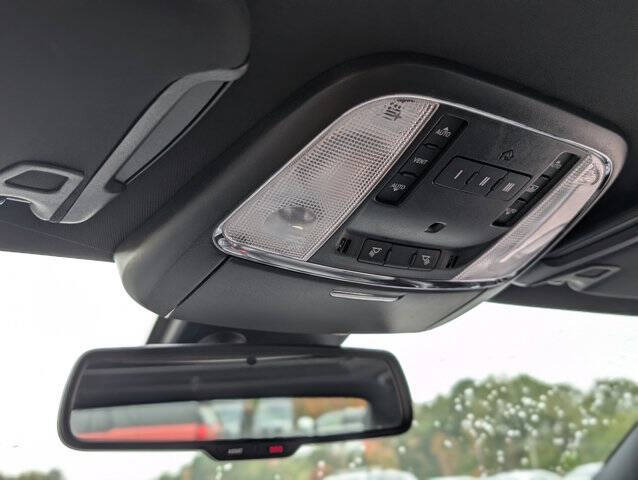 2023 Chrysler 300 S V8