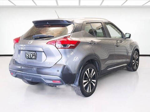 2020 Nissan Kicks SR