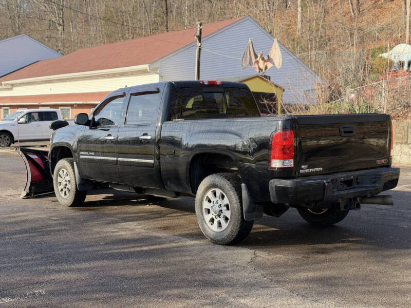 2011 GMC Sierra 2500HD Denali