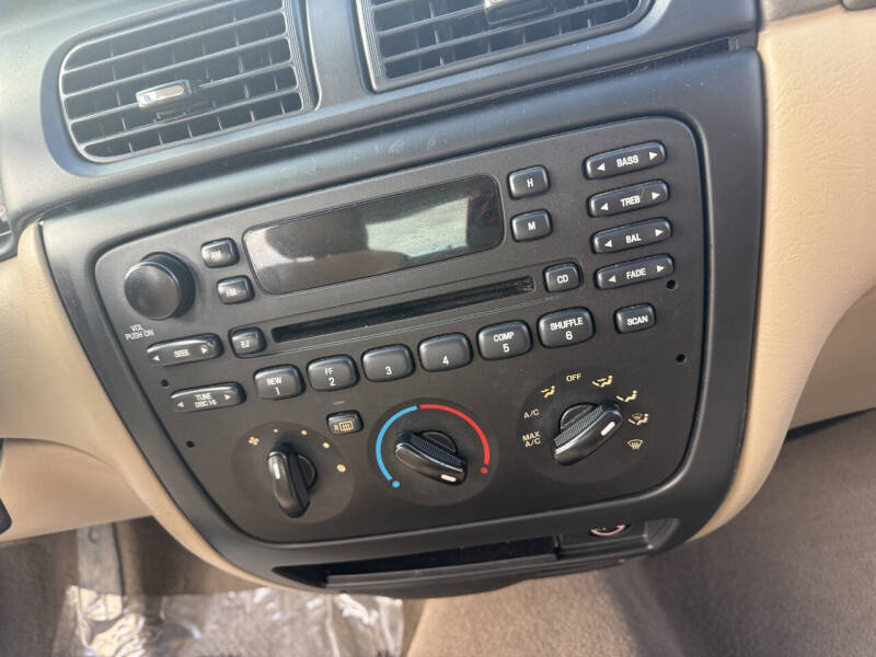 2002 Ford Taurus SES