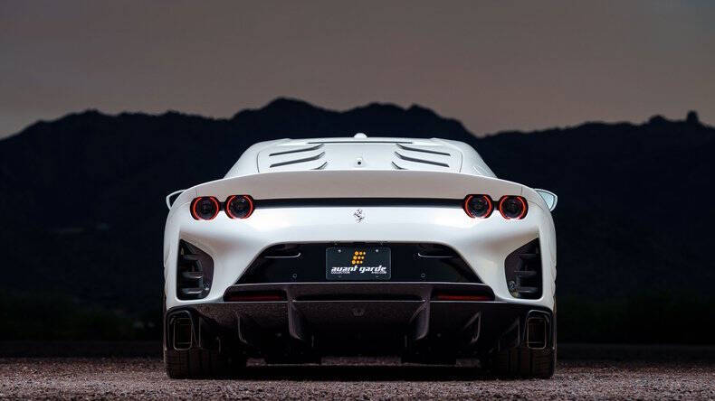 2022 Ferrari 812 Competizione