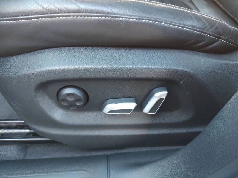 2016 Audi SQ5 3.0T quattro Premium Plus