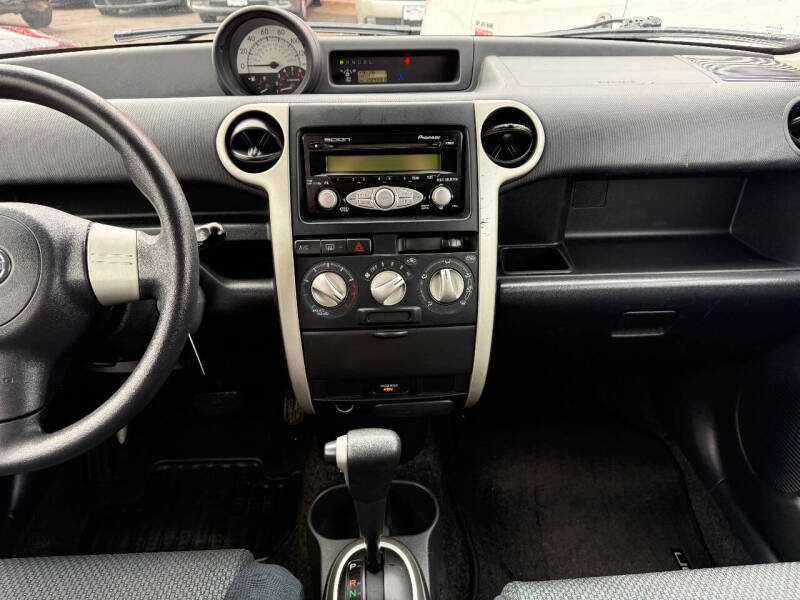 2006 Scion xB