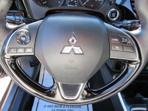 2020 Mitsubishi Outlander LE