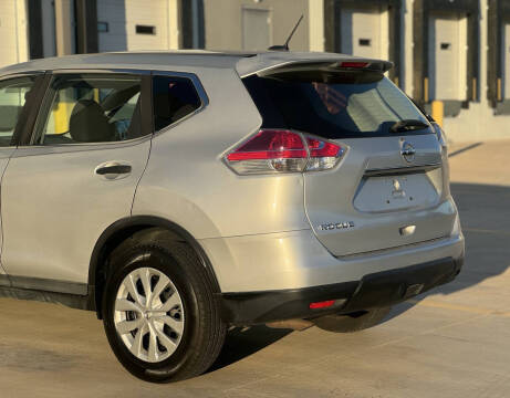 2016 Nissan Rogue S