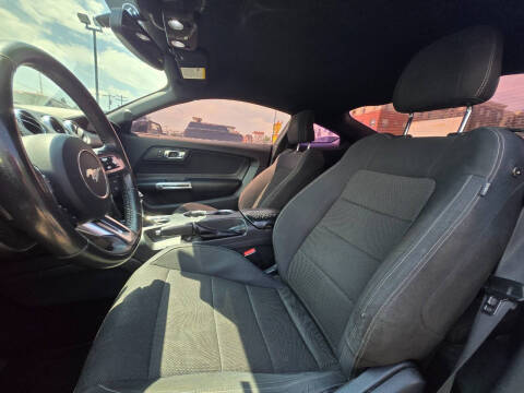 2015 Ford Mustang V6