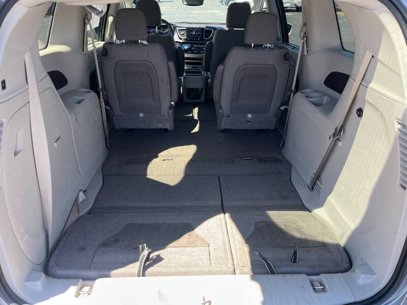2020 Chrysler Pacifica Touring