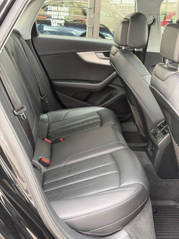 2017 Audi A4 2.0T quattro Premium Plus