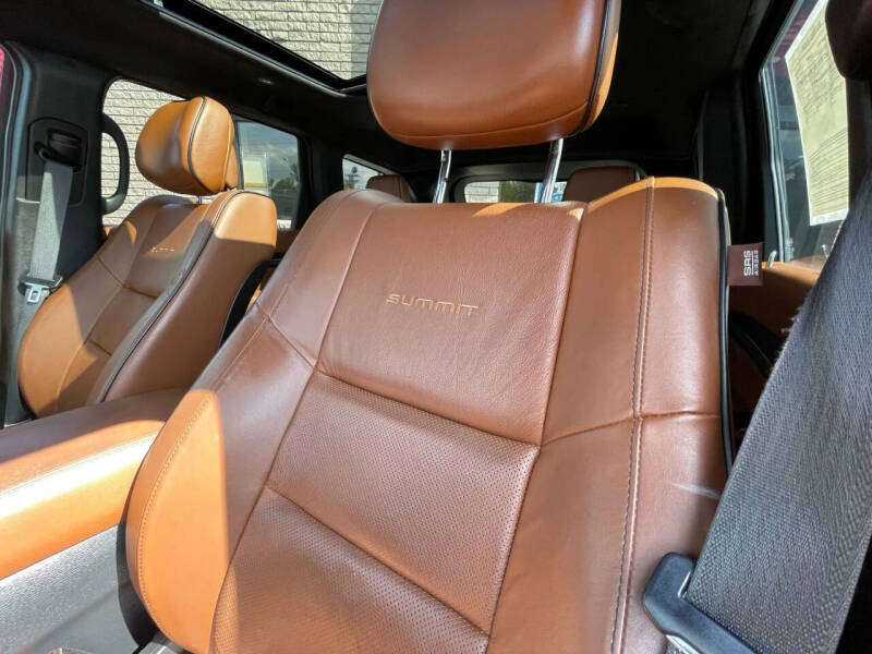 2020 Jeep Grand Cherokee Summit