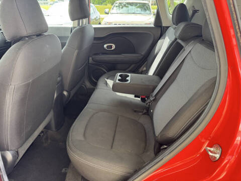2017 Kia Soul +