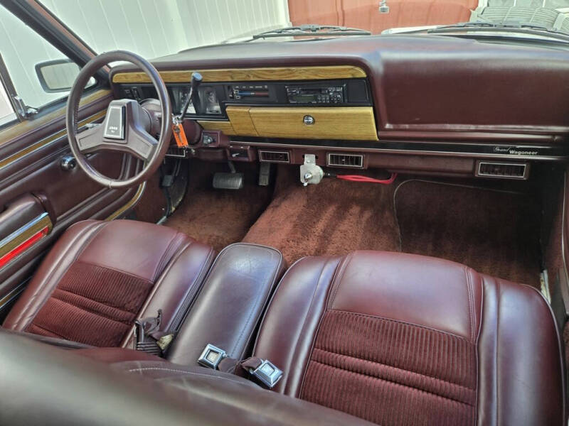 1989 Jeep Grand Wagoneer