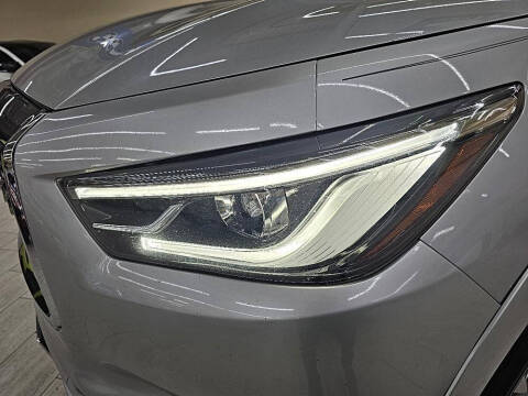 2021 Infiniti QX80 Luxe