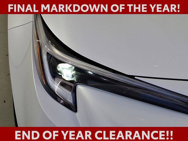 2023 Toyota Corolla Hatchback XSE