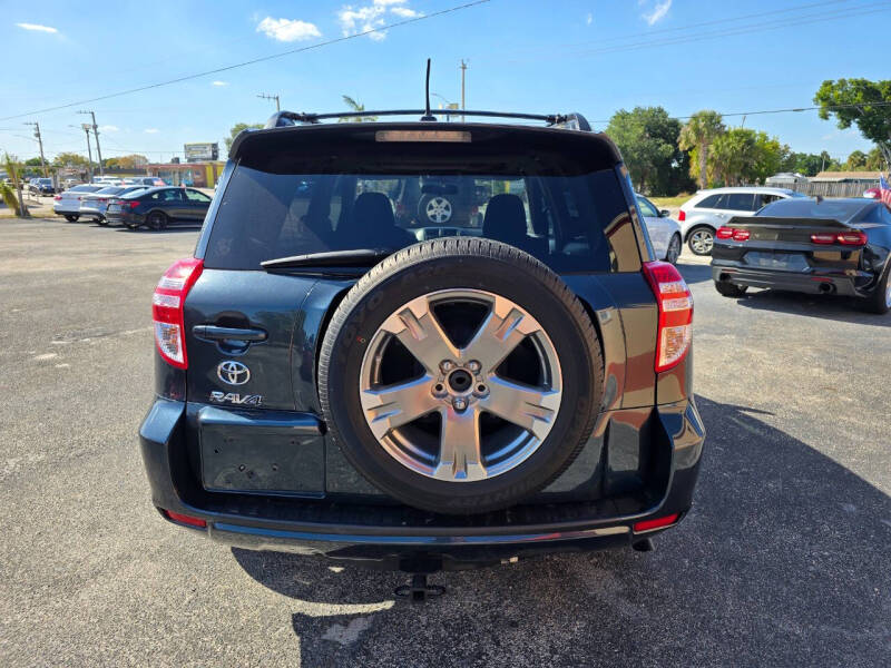 2011 Toyota RAV4 Sport