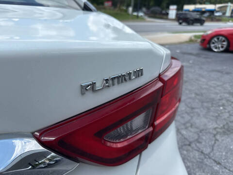 2017 Nissan Maxima Platinum