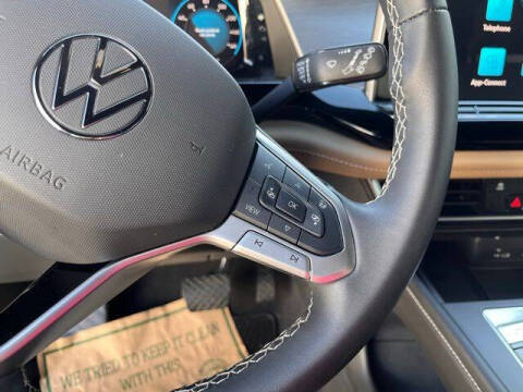 2024 Volkswagen Atlas Cross Sport SE 4Motion