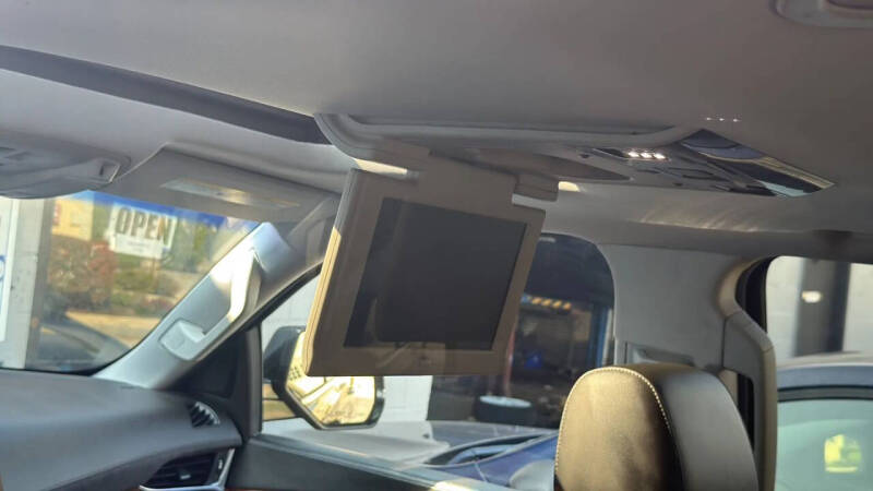 2015 Cadillac Escalade Luxury