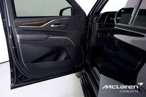 2022 Cadillac Escalade ESV Luxury