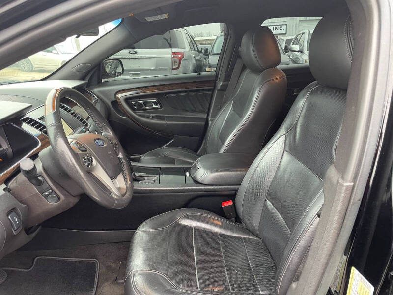 2018 Ford Taurus Limited