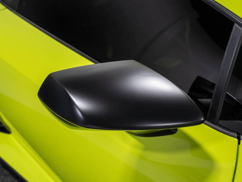 2023 Lamborghini Huracan STO