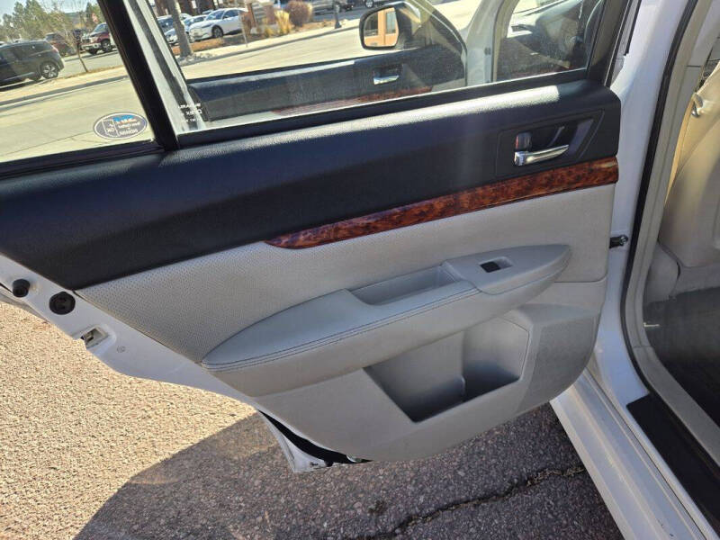 2011 Subaru Legacy 3.6R Limited